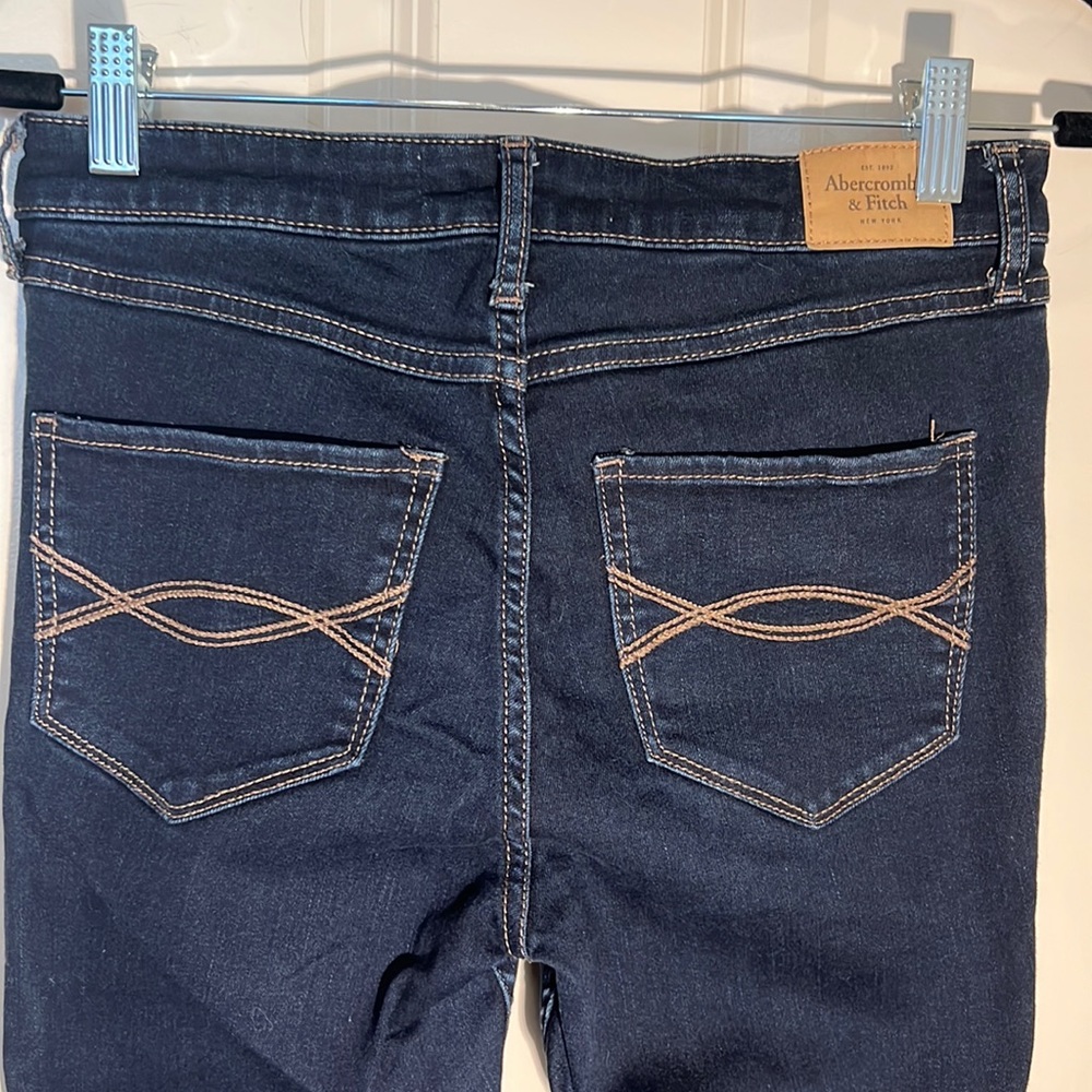Abercrombie and Fitch super skinny size 4R W27 L31